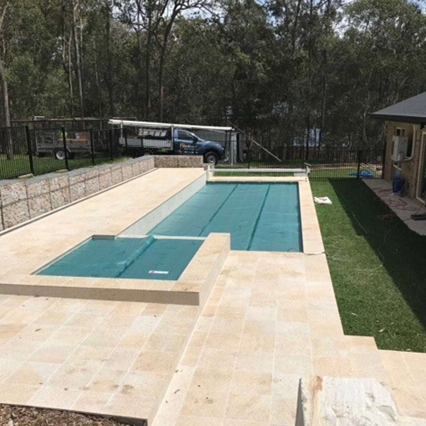 Daisy Solar Cover 525TG Micron Titanium Green